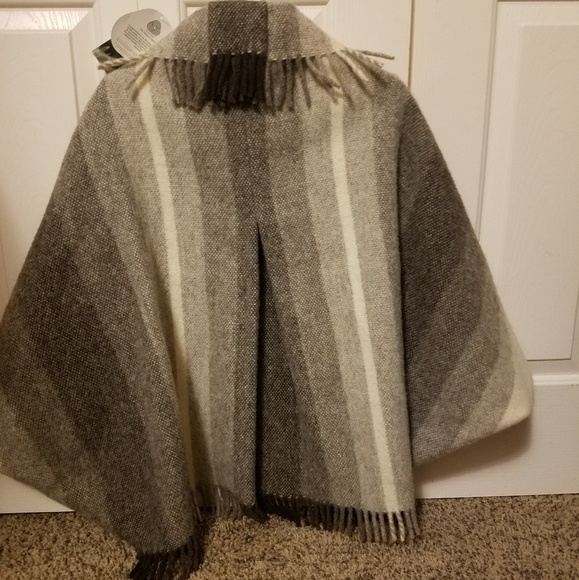 Wool shawl - Picture 2 of 4